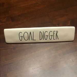 Rae Dunn “Goal Digger”